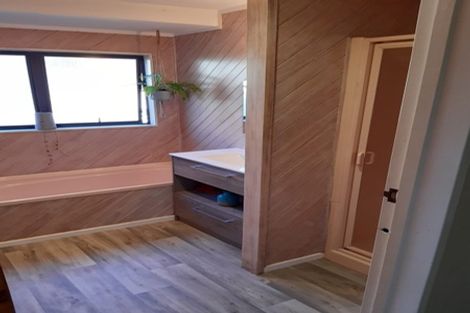 Photo of property in 30 Lansdowne Crescent, Glenview, Hamilton, 3206