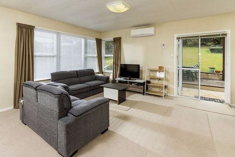 Photo of property in 73 Lynden Avenue, Hillcrest, Auckland, 0627