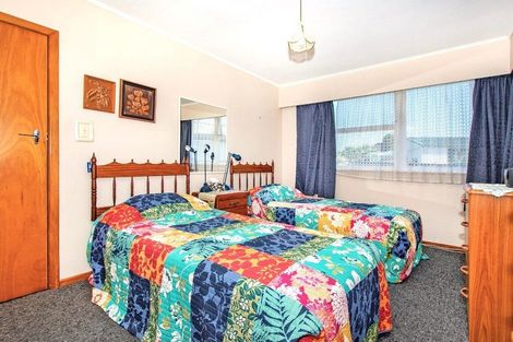 Photo of property in 90 Old Onerahi Road, Onerahi, Whangarei, 0110
