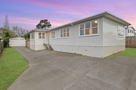 Photo of property in 25 Romney Place, Manurewa, Auckland, 2102