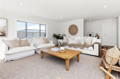 Photo of property in 45 Wai Whatu Street, Meeanee, Napier, 4110