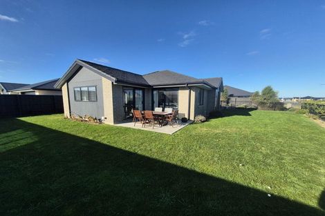 Photo of property in 34 Drylands Drive, Rolleston, 7614