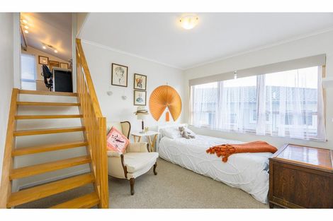 Photo of property in 10 Orsova Place, Lynfield, Auckland, 1042