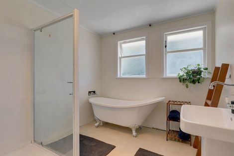 Photo of property in 24 Surprise Place, Cannons Creek, Porirua, 5024