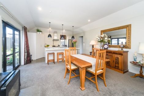 Photo of property in 7 Butler Place, Fitzherbert, Palmerston North, 4410