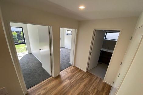 Photo of property in 1/3g Newelm Lane, Flat Bush, Auckland, 2019