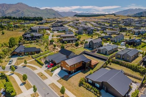 Photo of property in 41 Mount Linton Avenue, Wanaka, 9305
