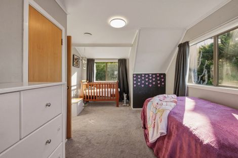 Photo of property in 17 Mountain Road, Western Heights, Rotorua, 3015