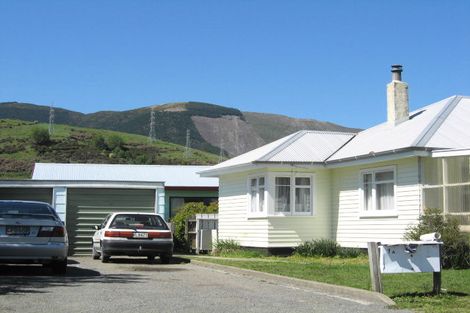 Photo of property in 3/9 Nikau Street, Stoke, Nelson, 7011