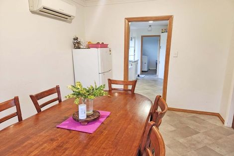 Photo of property in 8 Kiwi Street, Heretaunga, Upper Hutt, 5018
