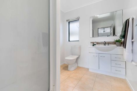 Photo of property in 13 Lockhart Place, Rototuna, Hamilton, 3210