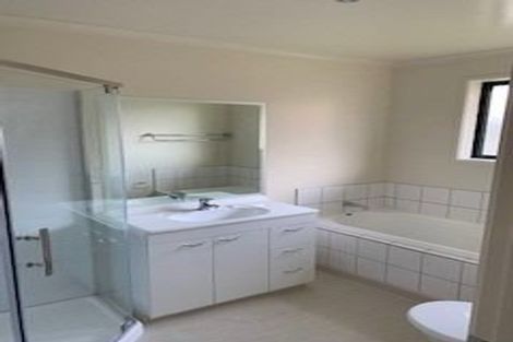 Photo of property in 6 Claywest Place, Glen Eden, Auckland, 0602