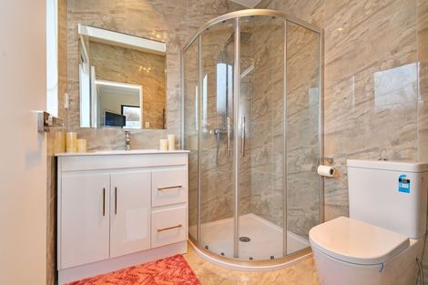 Photo of property in 15 Huahua Crescent, Papakura, 2110