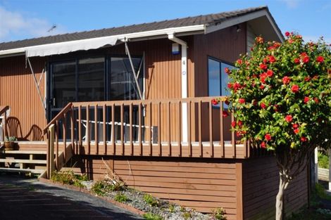 Photo of property in 4/3 Henry Street, Avondale, Auckland, 1026
