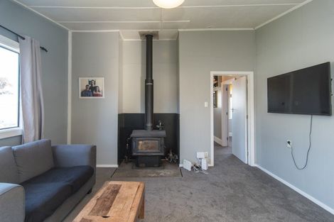 Photo of property in 24 Queen Street, Pareora, 7912