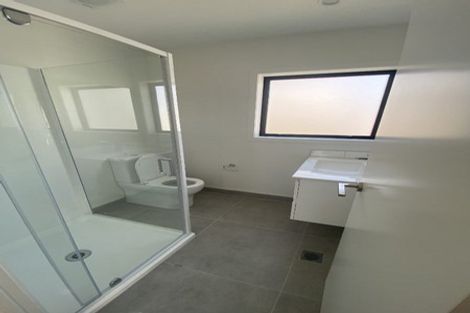 Photo of property in 4/1 Fruitvale Road, New Lynn, Auckland, 0600