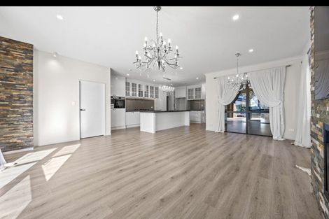 Photo of property in 16 Lime Hill Rise, Flat Bush, Auckland, 2019