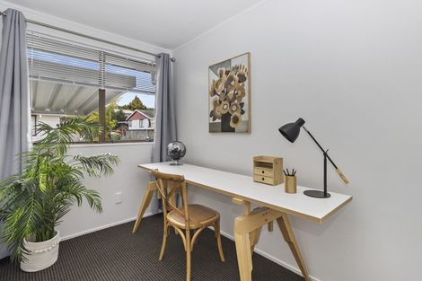 Photo of property in 100f Tawa Street, Melville, Hamilton, 3206