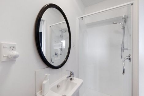 Photo of property in 24b Pine Avenue, Otumoetai, Tauranga, 3110