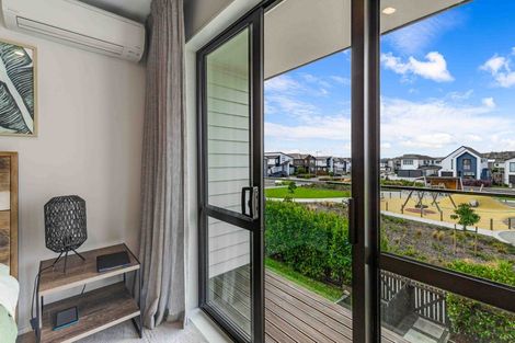 Photo of property in 17 Irving Place, Hobsonville, Auckland, 0616