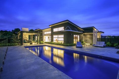 Photo of property in 88 Grace Hill Drive, Dairy Flat, Albany, 0792