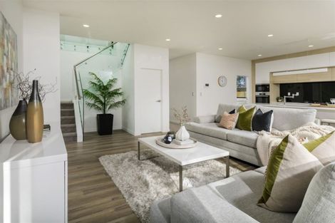 Photo of property in 14 Sauterne Road, Kumeu, 0810