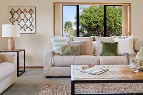 Photo of property in 108 Luckens Road, West Harbour, Auckland, 0618