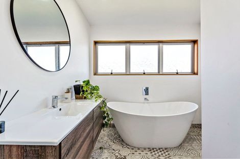 Photo of property in 229 Fairway Drive, Te Kamo, Whangarei, 0112