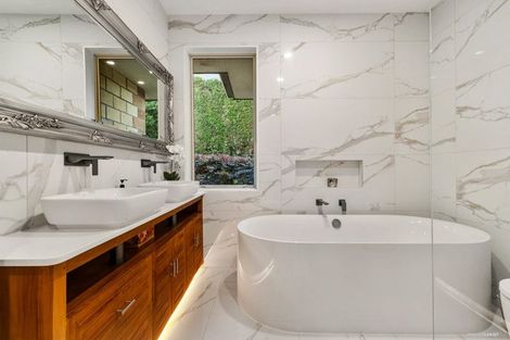 Photo of property in 284 Patumahoe Road, Pukekohe, 2678