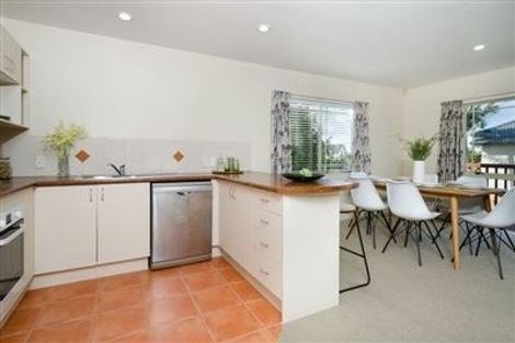 Photo of property in 143e Hobsonville Road, West Harbour, Auckland, 0618