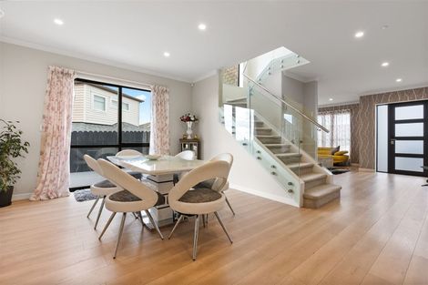 Photo of property in 25b Arrowsmith Drive, Flat Bush, Auckland, 2019