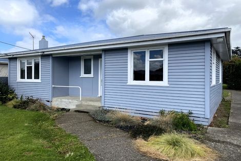 Photo of property in 16 Fraser Street, Waikiwi, Invercargill, 9810