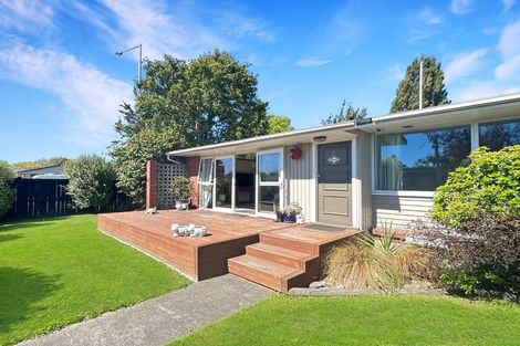 Photo of property in 96 Daniels Road, Redwood, Christchurch, 8051