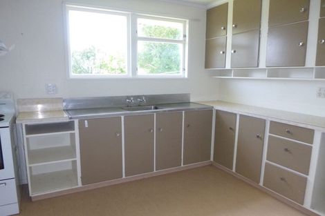 Photo of property in 2 Maire Street, Pahiatua, 4910