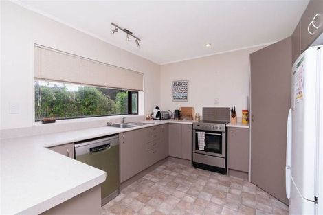 Photo of property in 20 Rua Avenue, Waitarere Beach, Levin, 5510