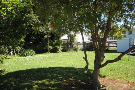 Photo of property in 19 Adams Road, Manurewa, Auckland, 2102