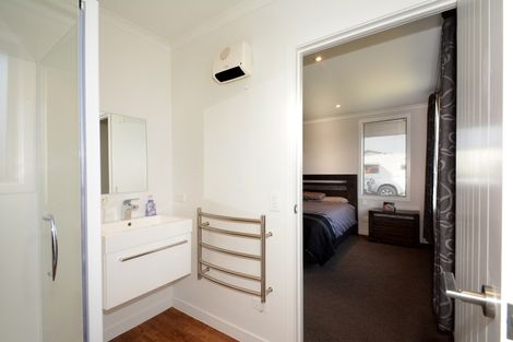 Photo of property in 18 William James Close, Mosgiel, 9024