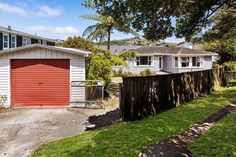 Photo of property in 12 Hawtrey Terrace, Johnsonville, Wellington, 6037