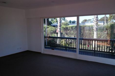 Photo of property in 2 Challinor Street, Pakuranga, Auckland, 2010