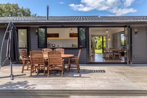 Photo of property in 14 Wood Street, Greytown, 5712