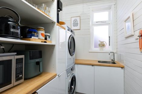 Photo of property in 11 Dillon Street, Blenheim, 7201