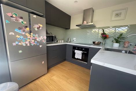 Photo of property in 185 Bowhill Road, New Brighton, Christchurch, 8083