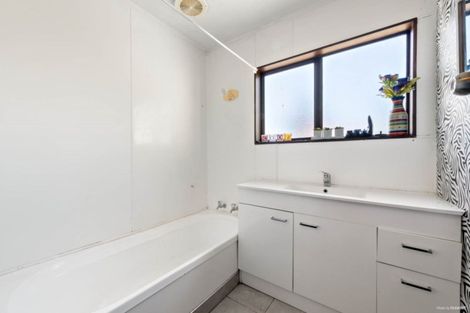 Photo of property in 5/19 Smiths Avenue, Papakura, 2110