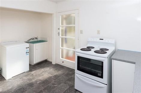 Photo of property in 23 Beechdale Crescent, Pakuranga Heights, Auckland, 2010