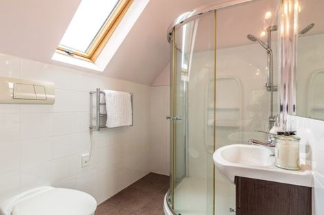 Photo of property in 490 Te Atatu Road, Te Atatu Peninsula, Auckland, 0610