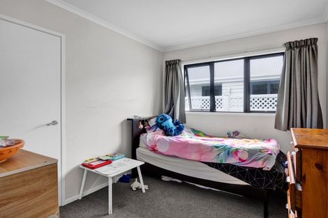 Photo of property in 48 County Drive, Hawera, 4610