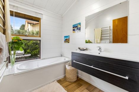 Photo of property in 66 Churchouse Road, Greenhithe, Auckland, 0632