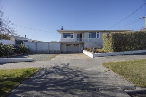 Photo of property in 20 Arrow Crescent, Holmes Hill, Oamaru, 9401