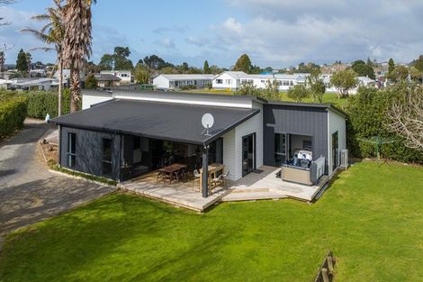 Photo of property in 11-13 Palm Grove, Waihi Beach, 3611