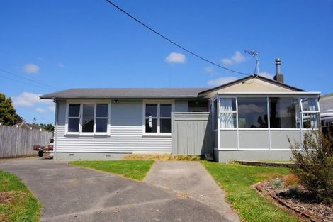 Photo of property in 4 Mcclure Street, Feilding, 4702